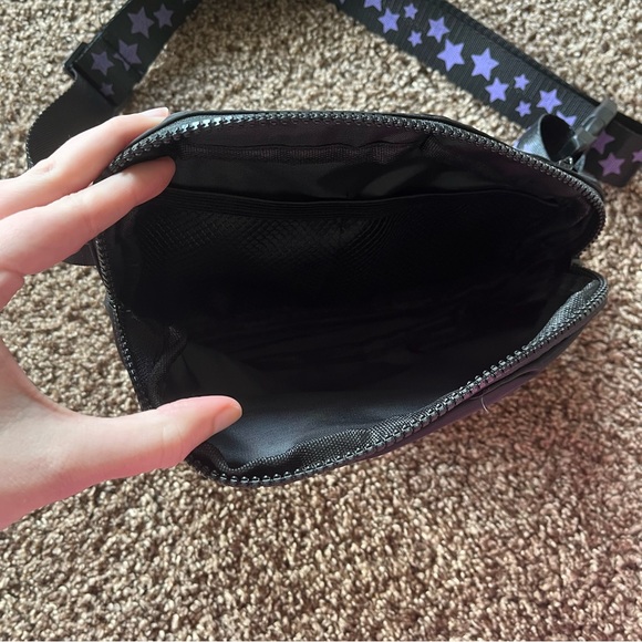 Olivia Rodrigo Guts Tour Fanny Pack - Picture 4 of 5